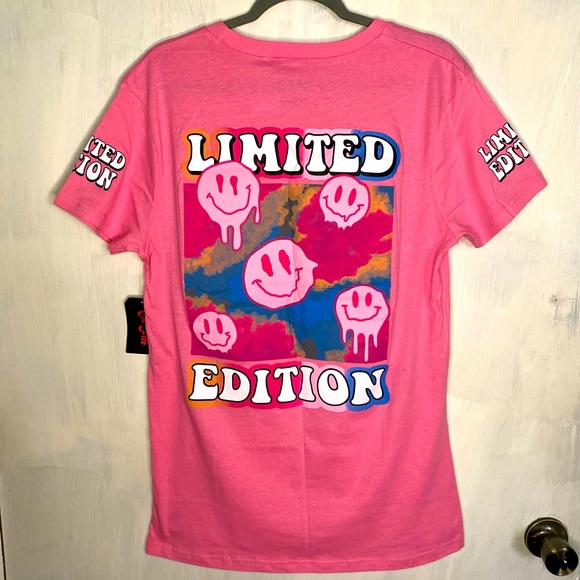 NWT~ 🔥 On Fire 🔥 - “Limited Edition” Pink Women’s T-Shirt - Picture 2 of 7